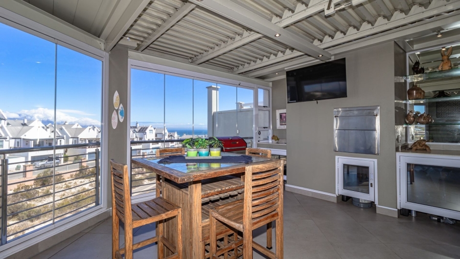 3 Bedroom Property for Sale in Big Bay Western Cape